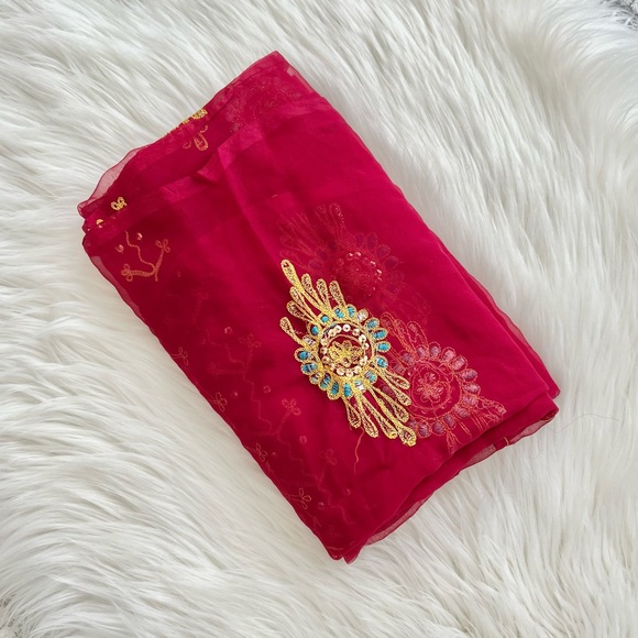 Vintage Deep Red Embroidered Indian Scarf - Picture 2 of 6